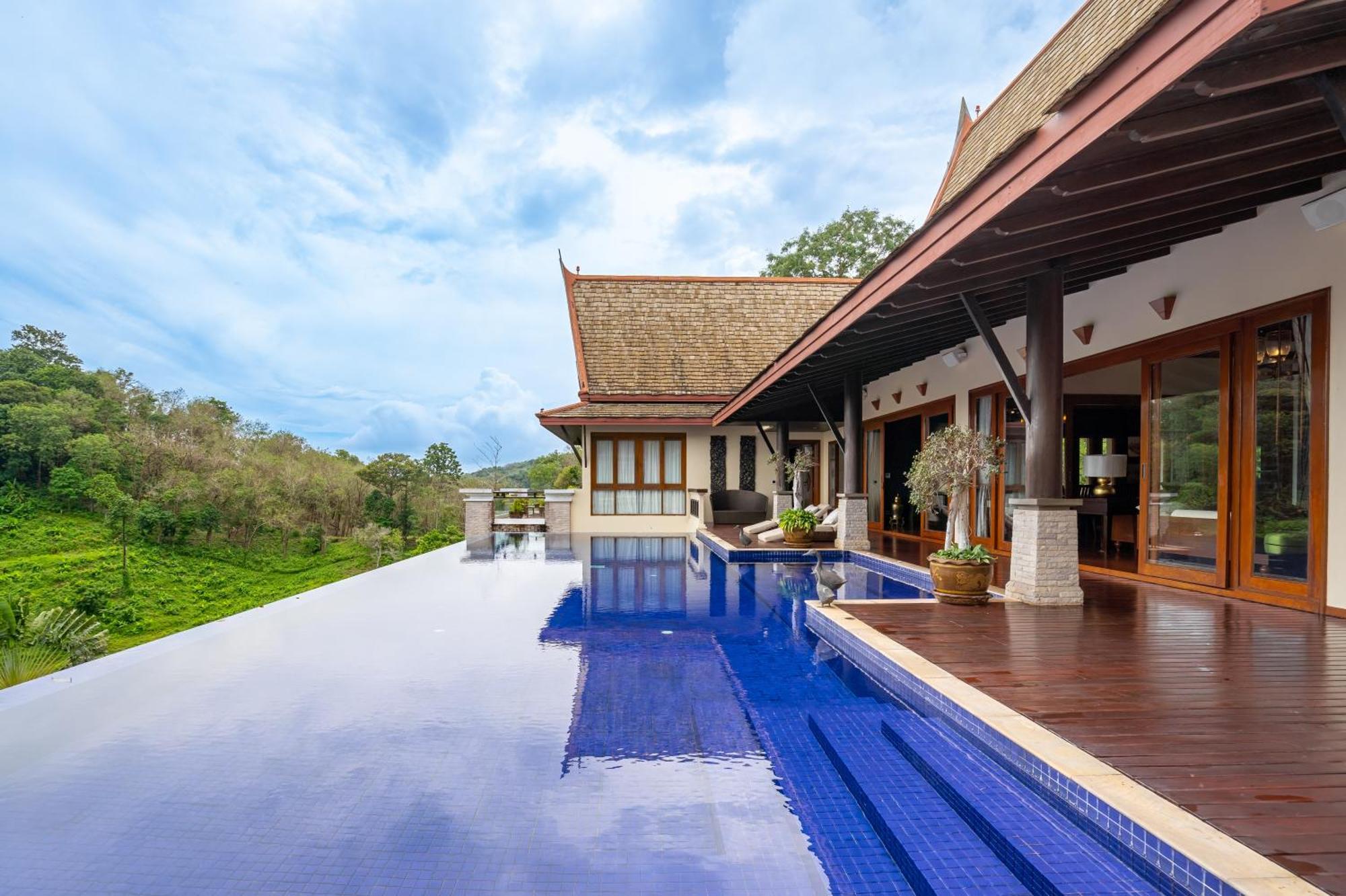 Royal Legacy Private Villa With Private Golf Course Пхукет Экстерьер фото
